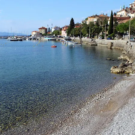 Сasa de vacaciones Family Friendly House With A Swimming Pool Veprinac, Opatija - 27891